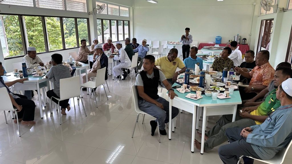 จิบน้ำชายามเช้า กับสุขสวัสดิ์วิทยา